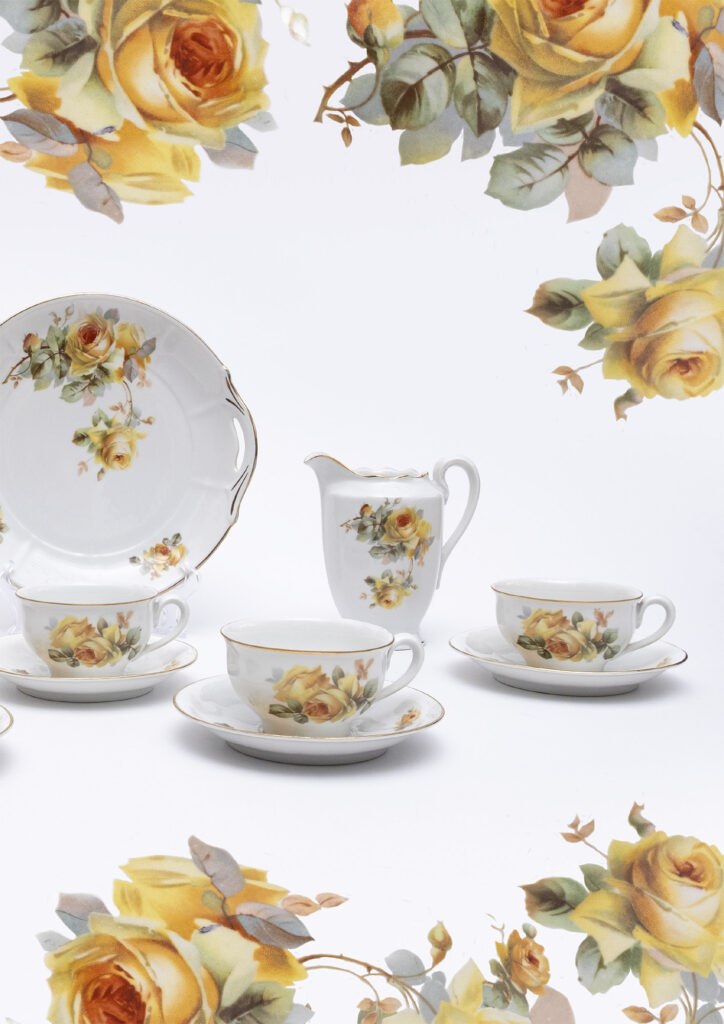 A/S M.S. Kuzņecovs formas "Rubenss" servīze ar dzelteno rožu dekolu