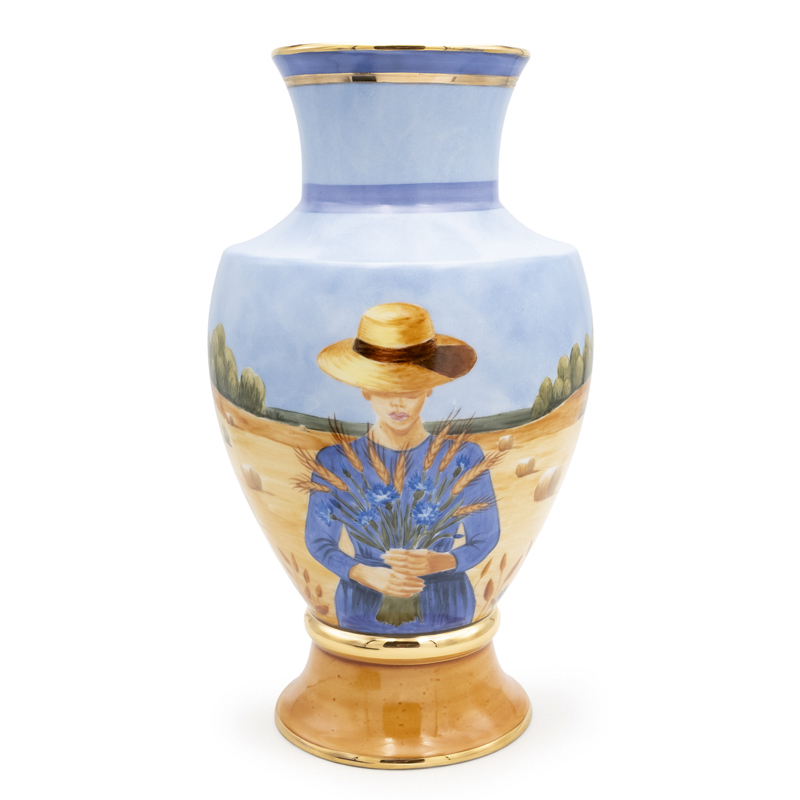 porcelāna vāze Sieviete rudzu laukā